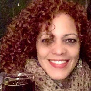 Meet your Posher, Cristina